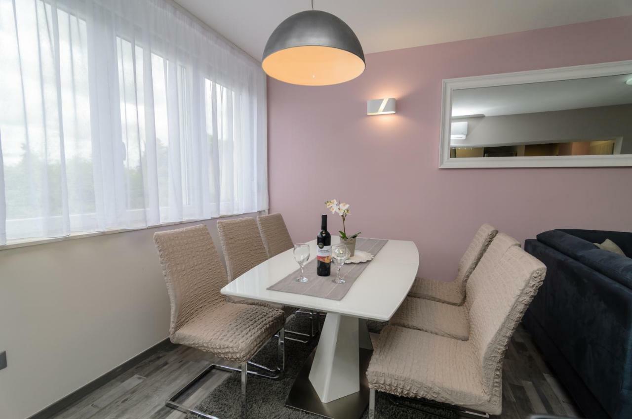 Calm Apartment & Room Zadar Exterior photo