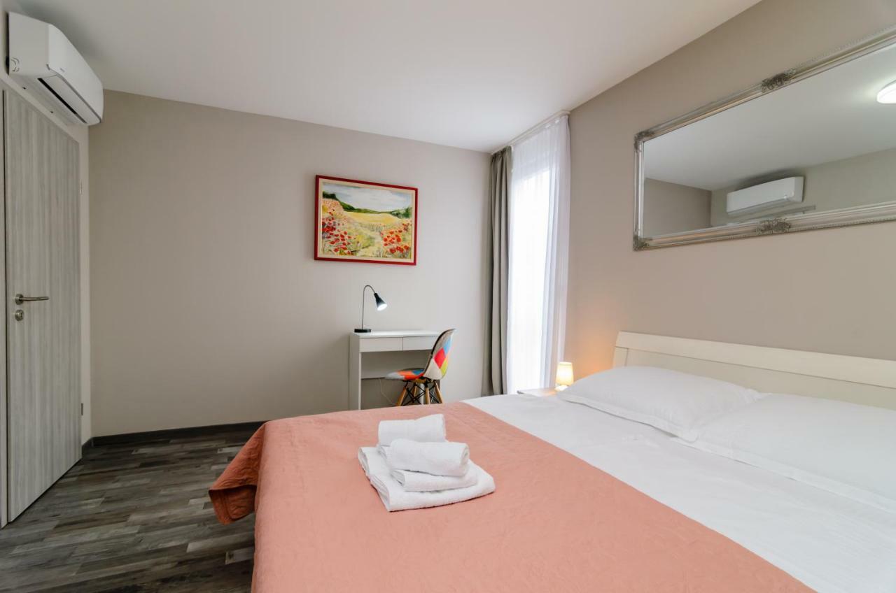 Calm Apartment & Room Zadar Exterior photo