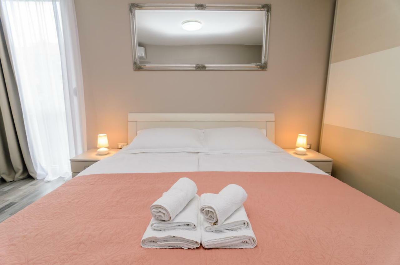 Calm Apartment & Room Zadar Exterior photo